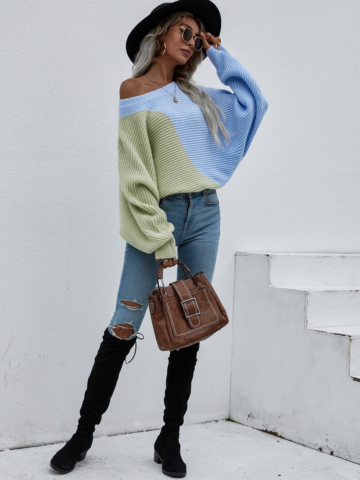 Color-Block Batwing Sleeve Sweater - Image 2