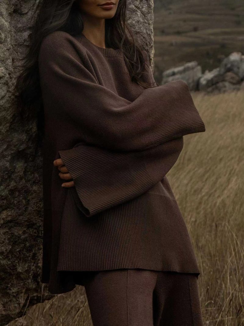 Winter Flare Sleeve Knit Suit: Cozy Elegance - Image 3