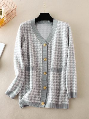 V-neck Knit Cardigan Plus Size