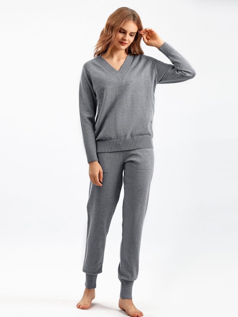Russian Casual Sweater Suit - Image 4