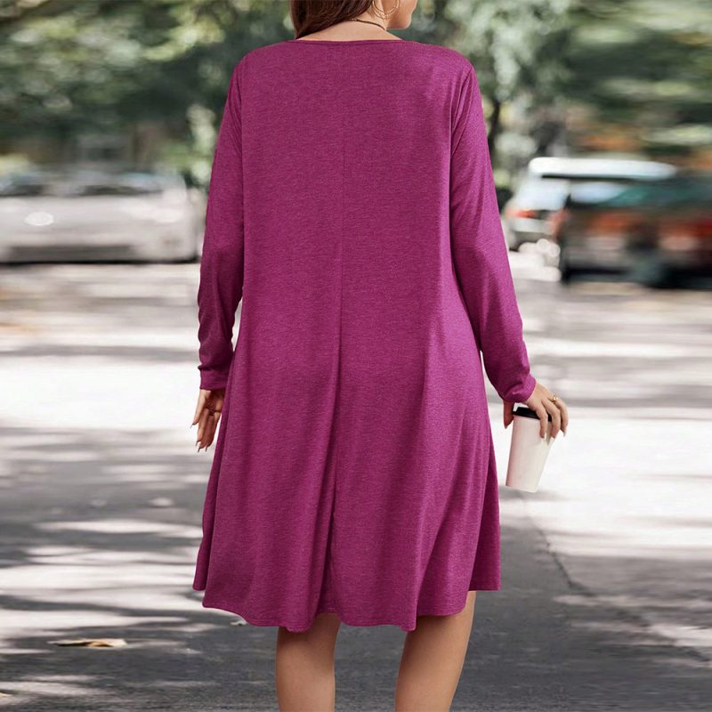 Plus Size Loose Round Neck Pocket Dress - Image 2