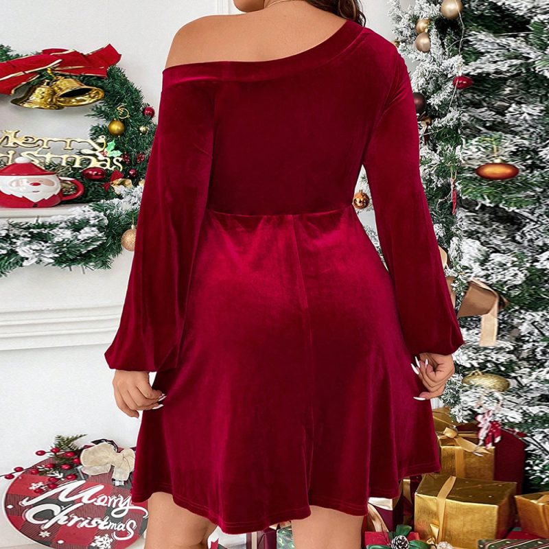 Sexy Plus Size A-Line Evening Dress with Off-Shoulder Velvet Long Sleeves - Image 3