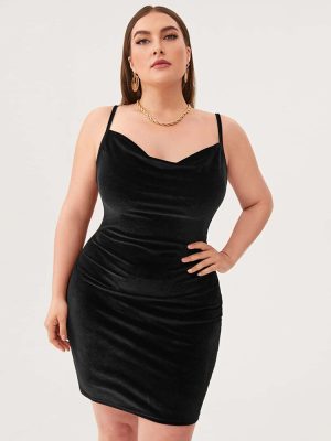 Plus Size Elegant Velvet Cocktail Dress