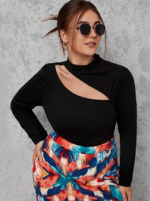 Plus Size Off-Shoulder Slim Fit Top