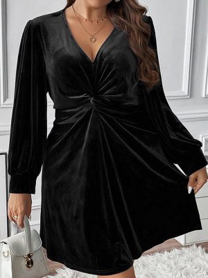 Elegant Twisted Hip Plus Size Velvet Dress