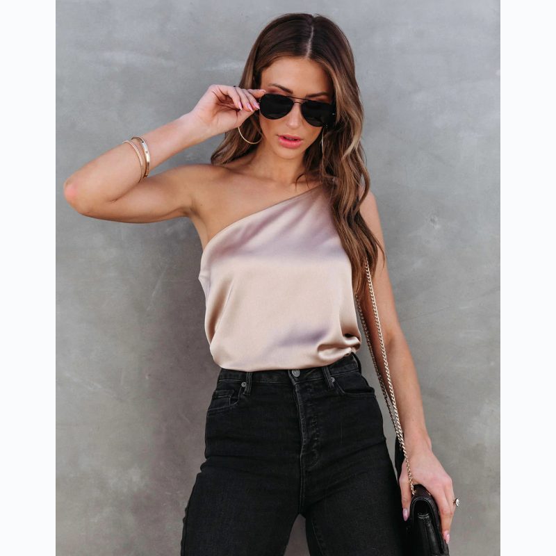 Trendy Solid Color One-Shoulder Sling Top - Image 4