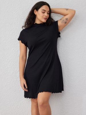 Plus Size Elegant Short Sleeve Swing Dress