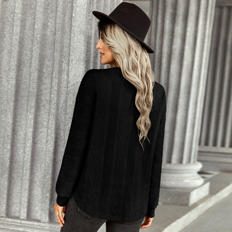 Winter Sweater Outerwear - Cozy Elegance - Image 5