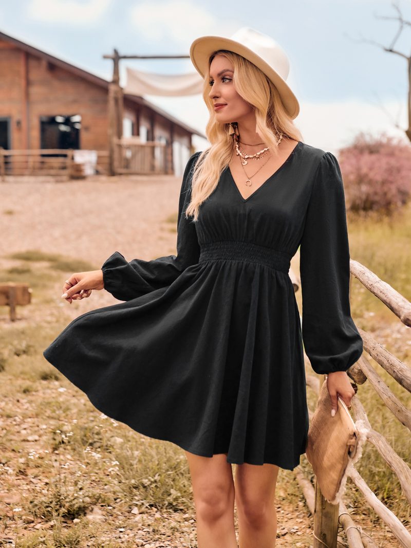 V-Neck Solid Color Slim Dress - Winter - Image 3
