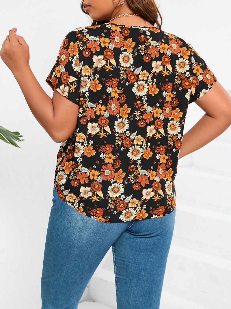 Printed V-Neck Shirt - Plus Size Summer - Image 5