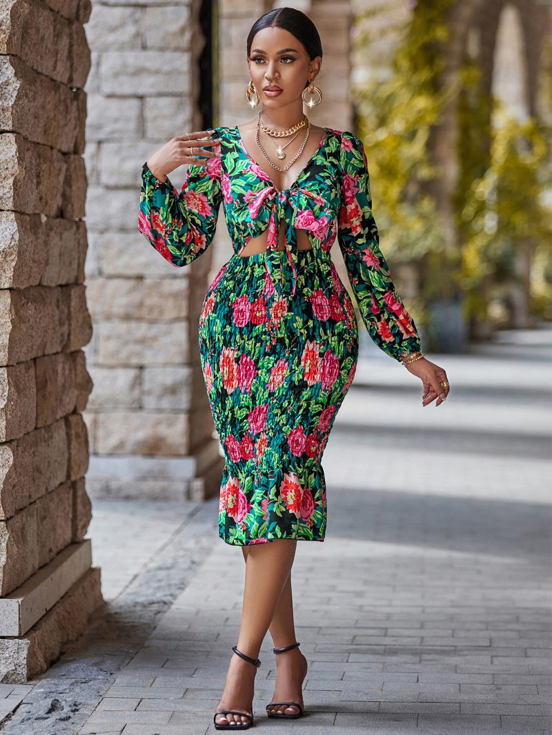 Sexy V-Neck Smocking Dress - Autumn/Winter Chic - Image 4