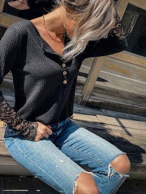 Black Lace Bottoming Sweater – Early Autumn Casual