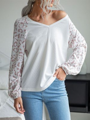 Leopard Print V-neck Knitwear