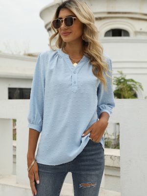 Chic Summer Style: Loose V-neck Chiffon Jacquard Top