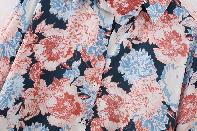 Floral Elegance: Loose Collared Long-Sleeve Shirt for Women - Image 5
