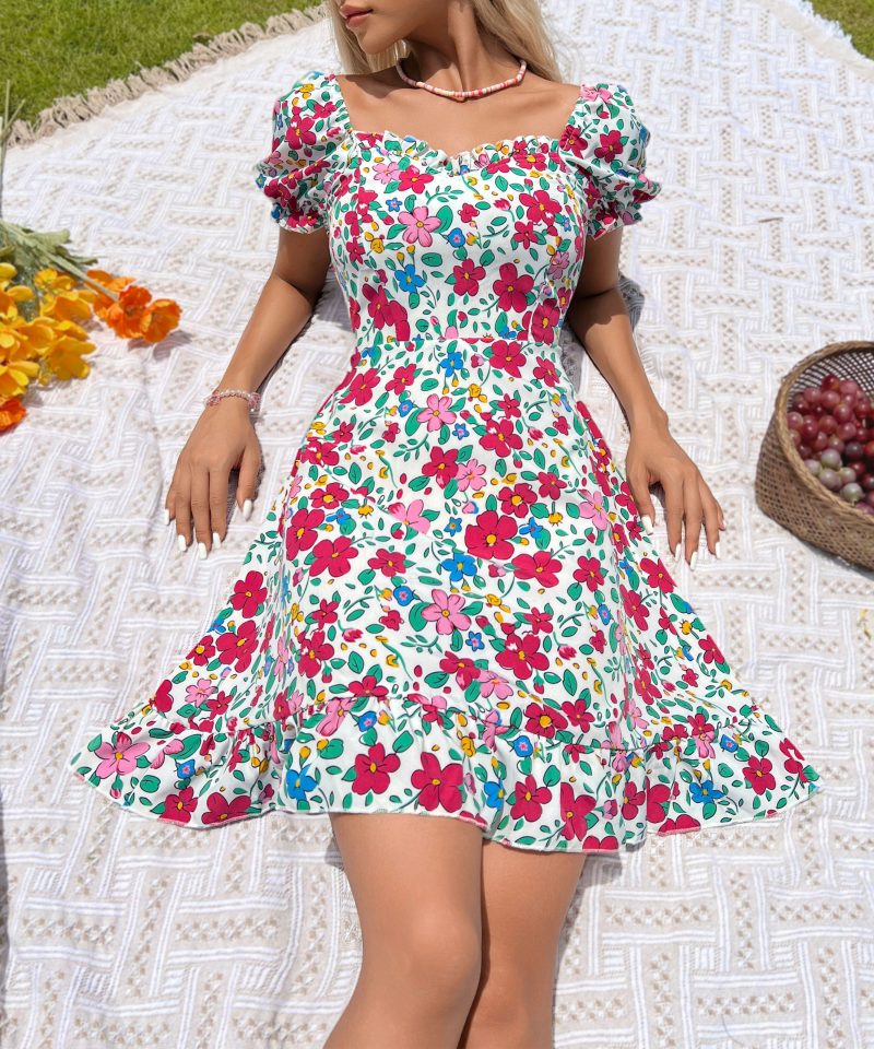 Summer Lace-Up Waist Trimming Backless Dress with Original Printing Design - Image 4