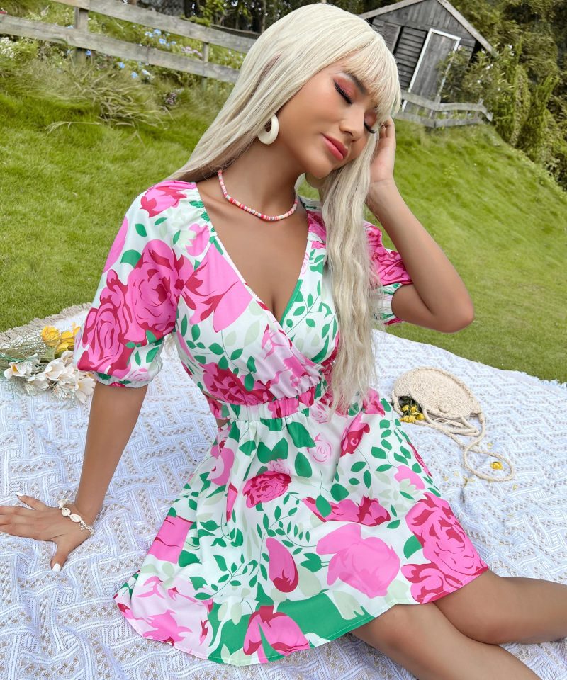 Slim Ruffled V-Neck Hollow Out Print Dress - Image 4