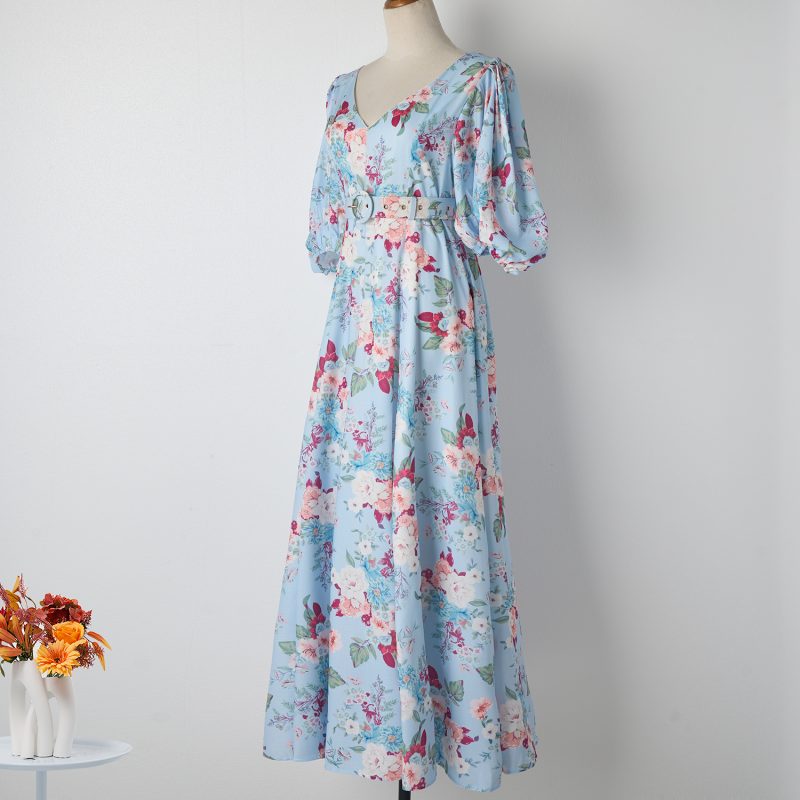 Elegant Holiday Style V-Neck Printed Dress with Puff Sleeves - Image 2