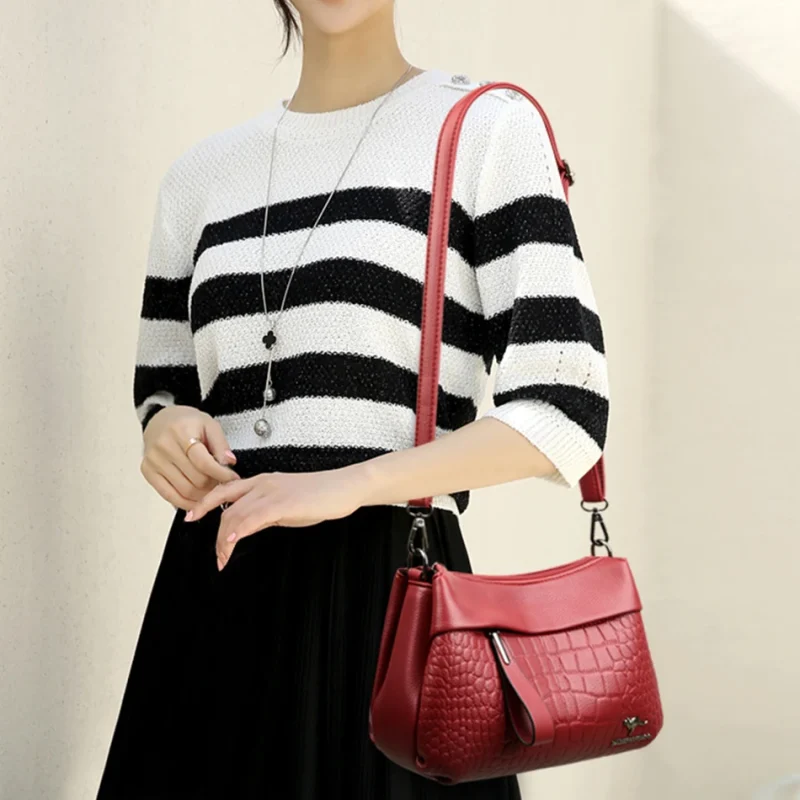 Vintage Eco Handbags: 3 Layer Croc - Image 3