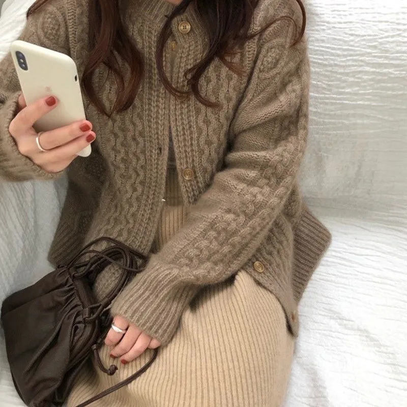 British Cashmere Knit sweater - Image 2