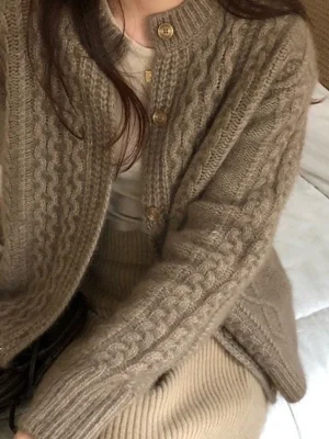 British Cashmere Knit sweater