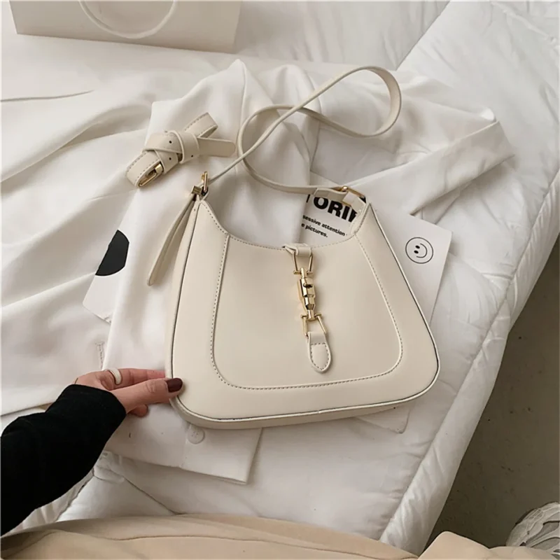 Sustainable Leather Bag Duo: Eco Crossbody - Image 3