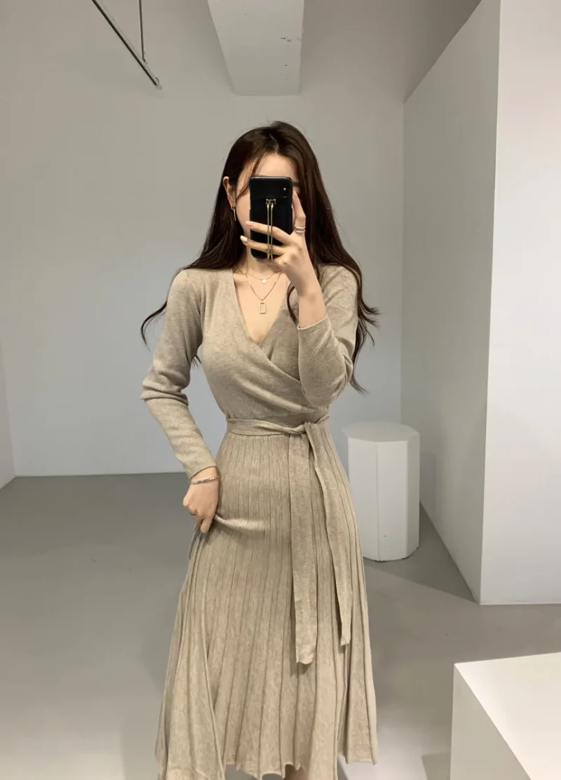 Knit Bodycon Dress: Eco Chic Style - Image 9