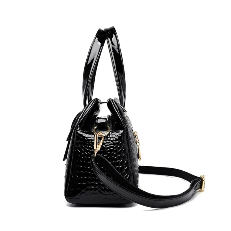 Luxury Chic Eco Handbag: Croc Pattern Crossbody - Image 4