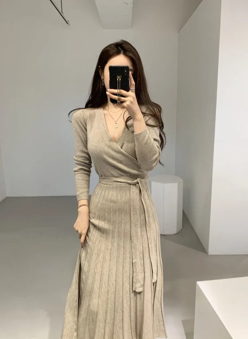 Knit Bodycon Dress: Eco Chic Style - Image 7