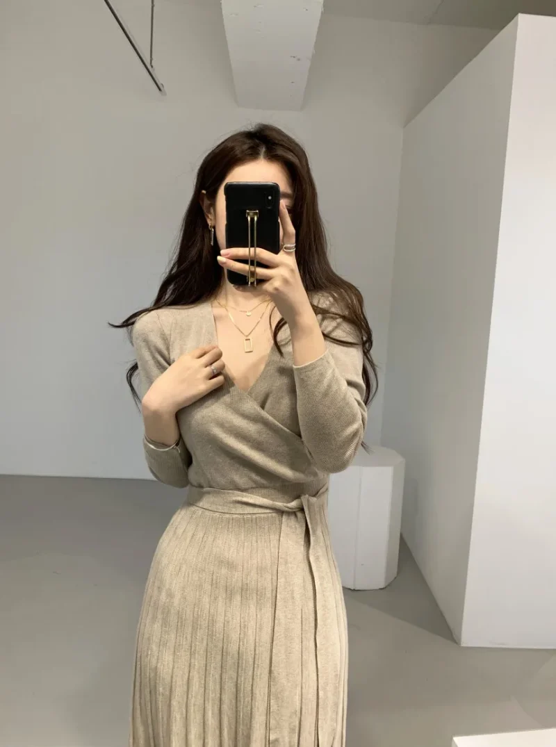 Knit Bodycon Dress: Eco Chic Style - Image 8