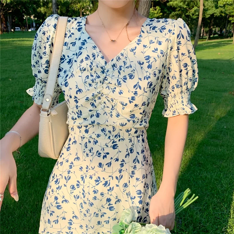 Retro Floral Dress: Eco Chic - Image 3