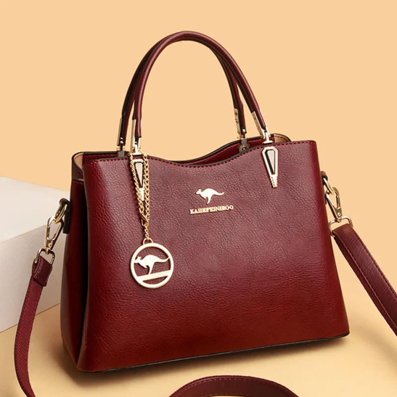 Ethical Chic Leather Bag: 3-Layer Trend - Image 2