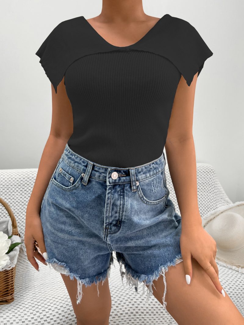 Off-Shoulder Knit Top: Women's Fashion Vest - Image 3