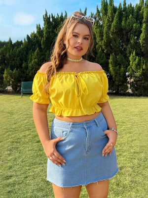 Plus Size Cropped Off Shoulder Puff Sleeve Top