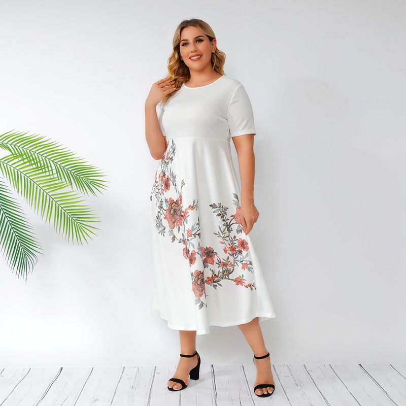Plus Size Printed Maxi Dress - Image 4
