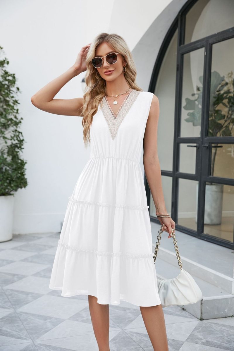 Beach V-neck Swing Dress: Comfortable and Sexy - Image 3