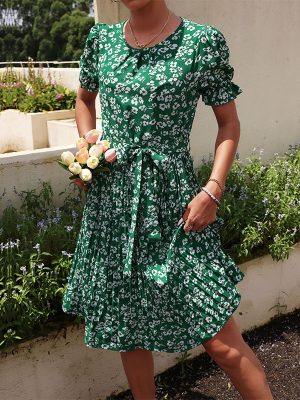 Lace-Up Green Pleated Dress: Summer Chic