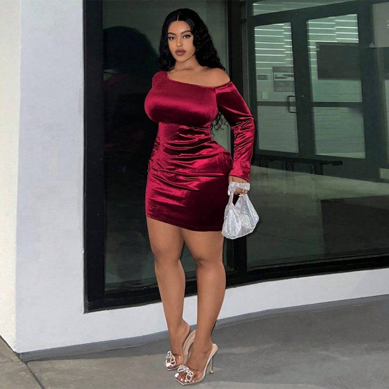 Plus Size Autumn Winter Off Shoulder Velvet Dress - Image 4