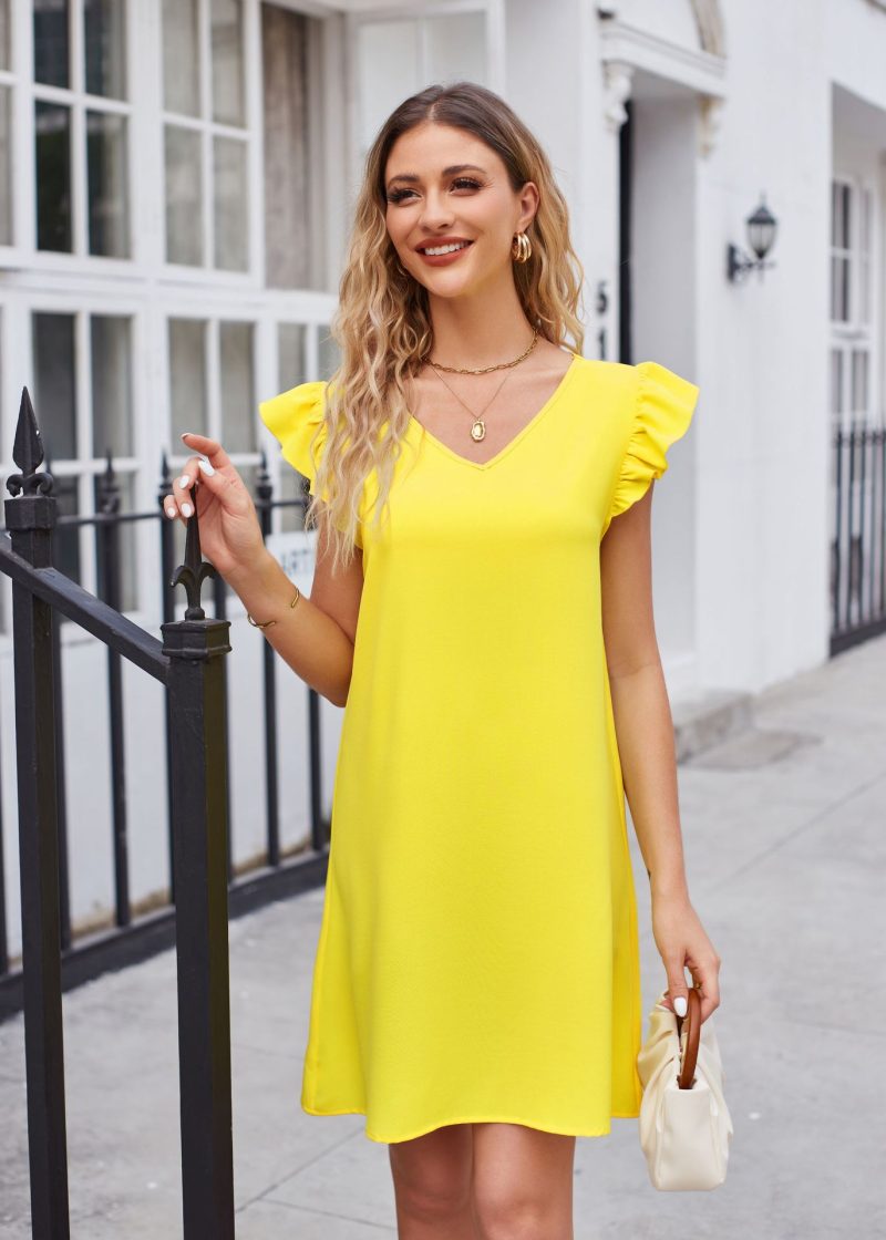 Chic Summer V-Neck Puff Sleeve Comfort Dress - Image 4