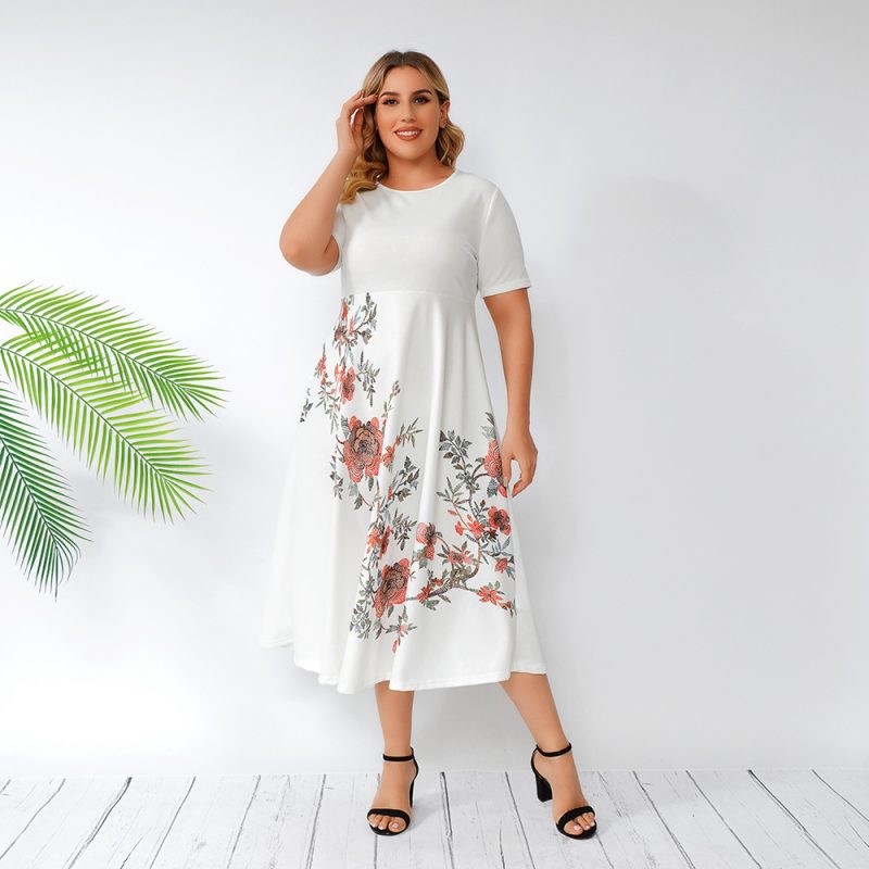 Plus Size Printed Maxi Dress - Image 2