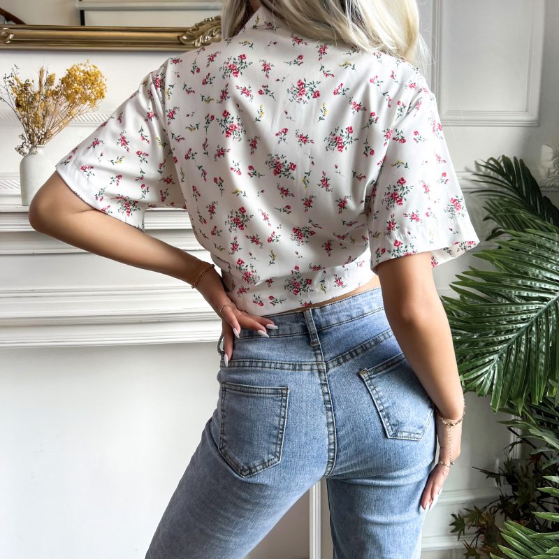 Women's Casual Floral Top: Seasonal Wear - Image 4