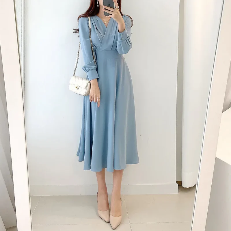 Chic Eco Maxi Dress: V-neck, A-line, Solid Color - Image 9