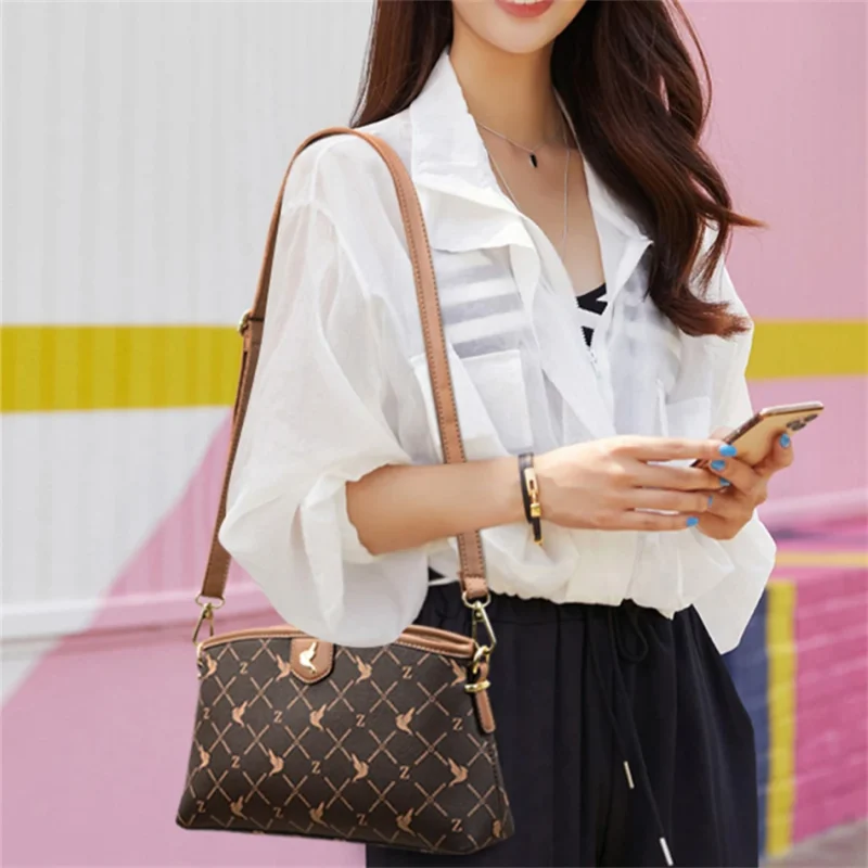 Eco Chic PU Handbag: Quality Style - Image 11