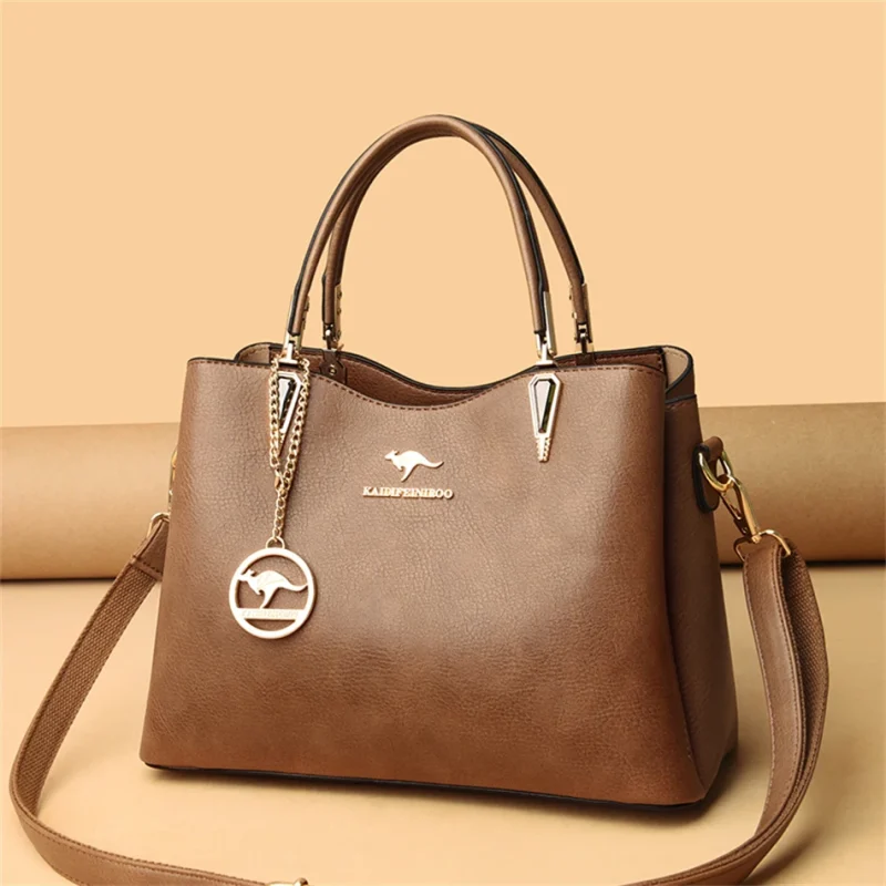 Ethical Chic Leather Bag: 3-Layer Trend - Image 8