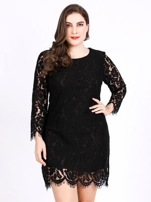 Lace Elegance: Plus Size Round Neck Crocheted Hollow Out Pencil Dress, Perfect for a Sexy Yet Sophisticated Look