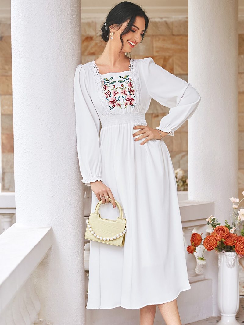 Chic Sophistication: Women's Square Neck Smocked A-Line Maxi Dress, Perfect for Spring and Fall Elegance with Lattice Trim Detail - Image 5