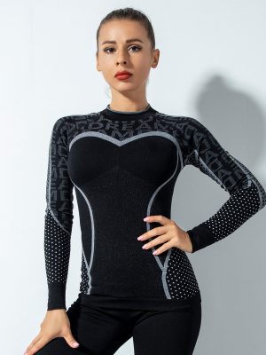 Seamless Quick-Drying Long Sleeve Yoga Top