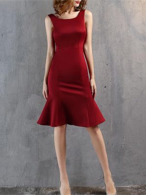 Elegant Short Socialite Dress: Women’s Dinner Party