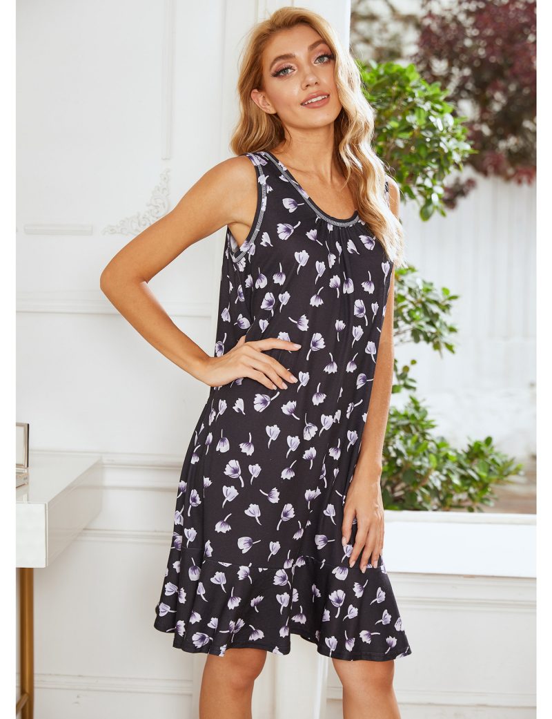 Add a Touch of Freshness to Your Sleep Routine with this Floral Homewear Nightdress! - Image 4