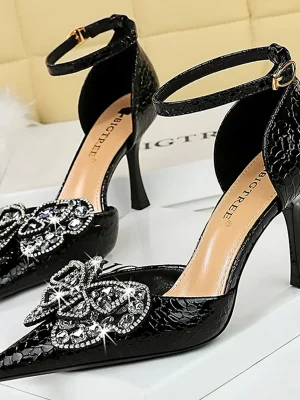 Luxury Kitten Heels Rhinestone Bowknot Banquet Shoes